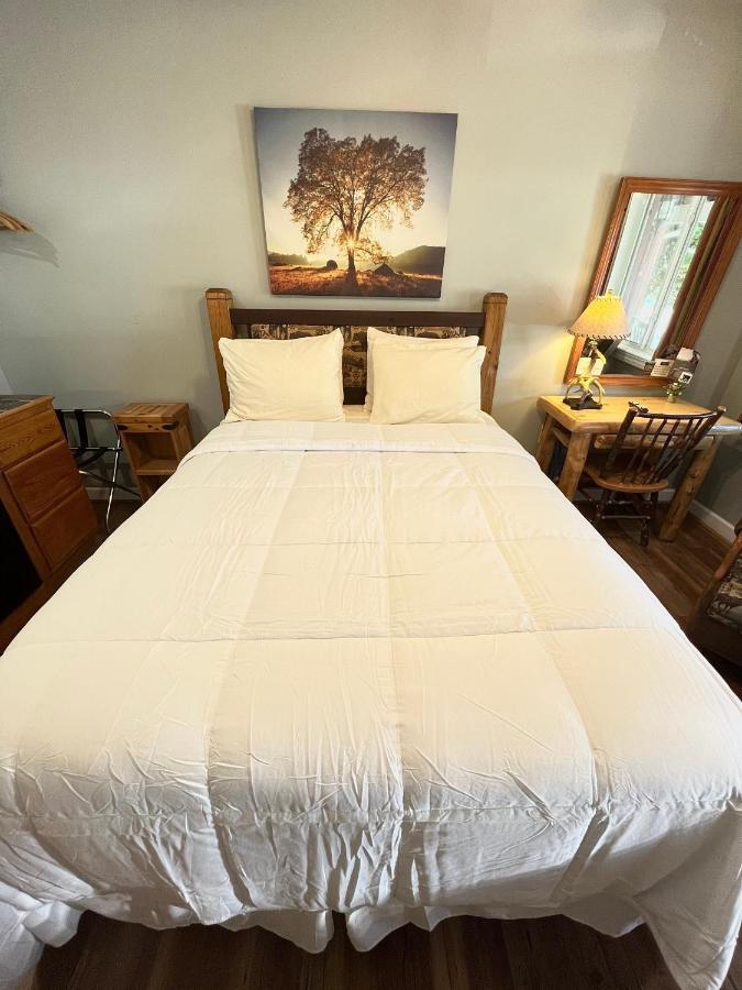 Homestead Inn - Блоуинг-Рок Экстерьер фото