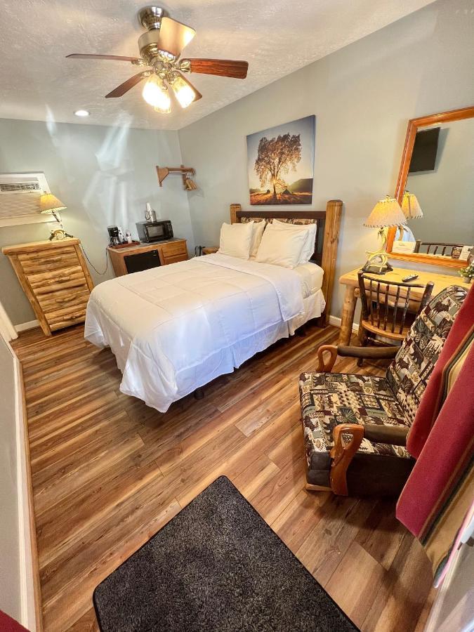 Homestead Inn - Блоуинг-Рок Экстерьер фото